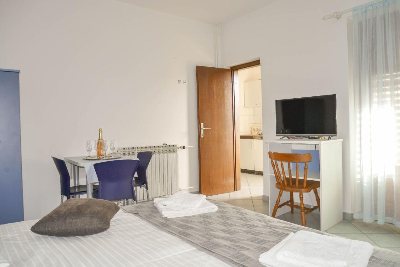 Apartments Beach 두기라트 외부 사진